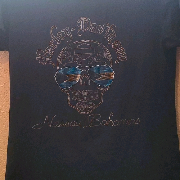 Harley-Davidson Tops - Black Bahamas Harley davidson tshirt